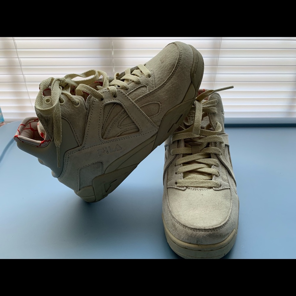 Shoes - Picture 3 of 3